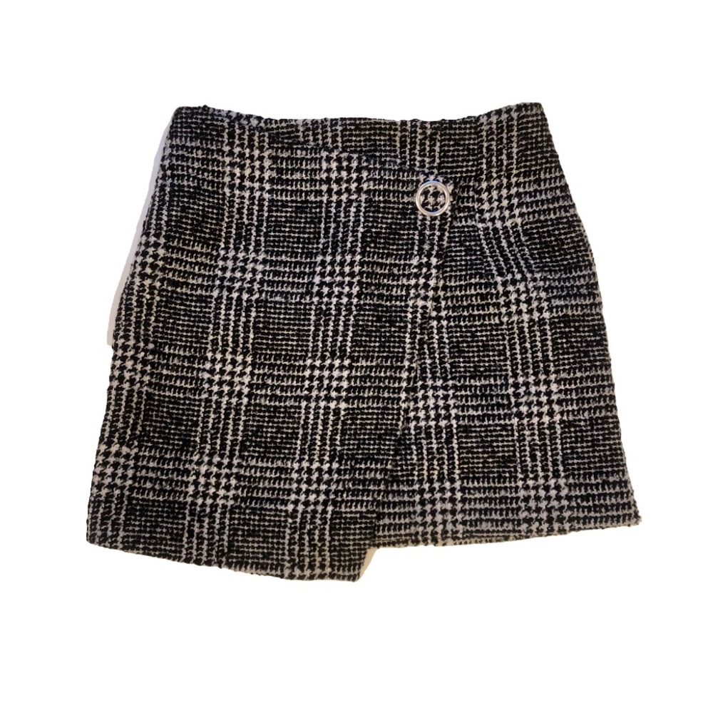 H&M Black and White Plaid Mini Skirt